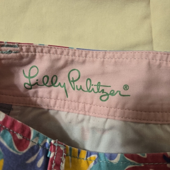 Lilly Pulitzer Callahan Short Multi Trippin and Sippin Size 00 - Picture 3 of 6